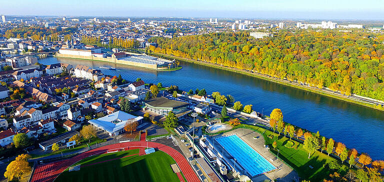 Image de la ville de Melun. Wamimy agence web travaille avec des entreprises sur Melun